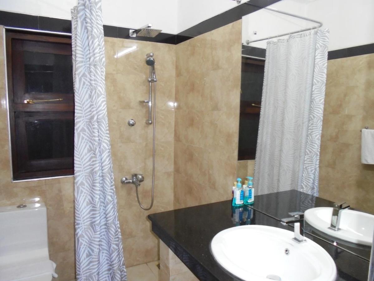 Jmf Hotel Негомбо Экстерьер фото